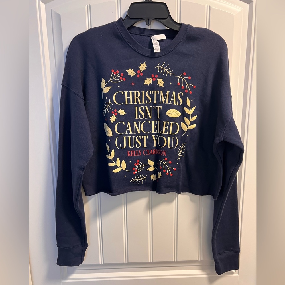 Kelly Clarkson Christmas Crop Sweatshirt